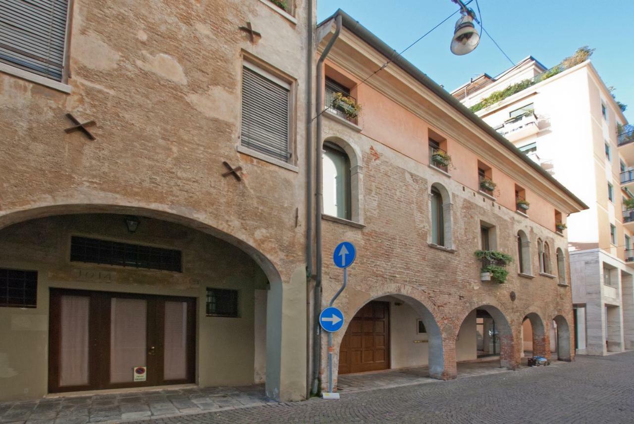 Mini Suite Deluxe Isola Di Mezzo Treviso Exterior photo